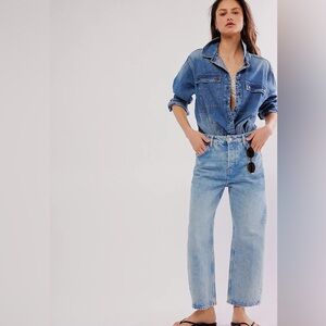 FREE PEOPLE deep trance dropped boyfriend jeans in sweet dreams